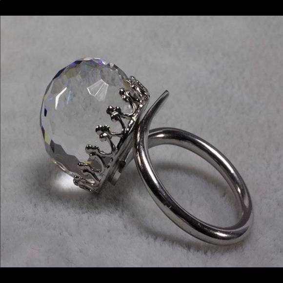 1950's Sarah Coventry faceted ring - Picture 2 of 3